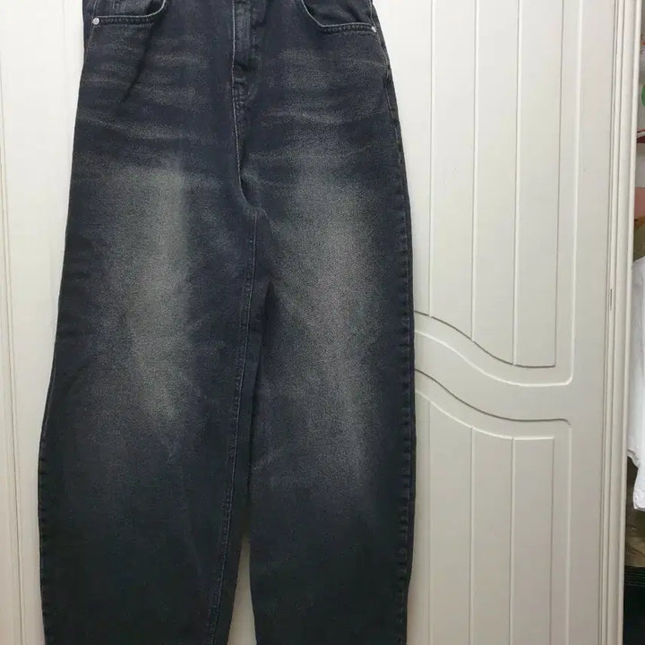[BUNJANG] Black Washed Wide Denim Pants / 블랙 워싱 와이드 데님 팬츠