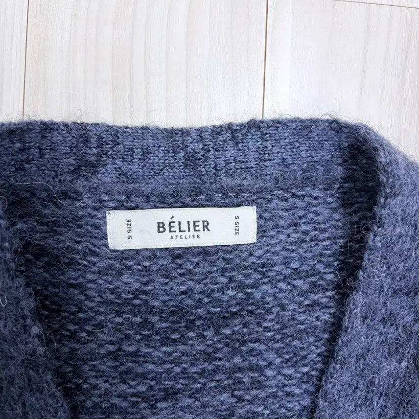 [BUNJANG] Vellie Mohair Cardigan / 벨리에 모헤어 가디건(브러쉬드 탐 가디건)