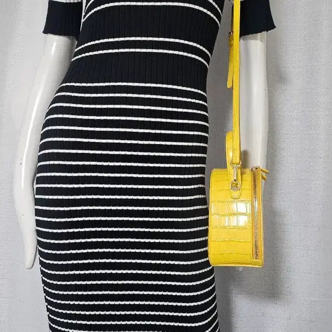 [BUNJANG] Black and White Striped Long Knit Dress / 새수준 검정 흰 스트라이프 롱니트 원피스..