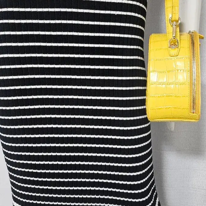 [BUNJANG] Black and White Striped Long Knit Dress / 새수준 검정 흰 스트라이프 롱니트 원피스..