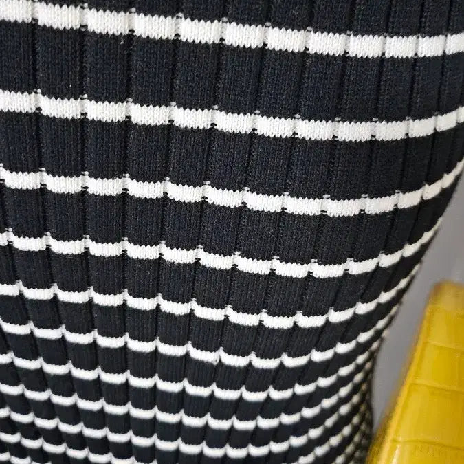 [BUNJANG] Black and White Striped Long Knit Dress / 새수준 검정 흰 스트라이프 롱니트 원피스..
