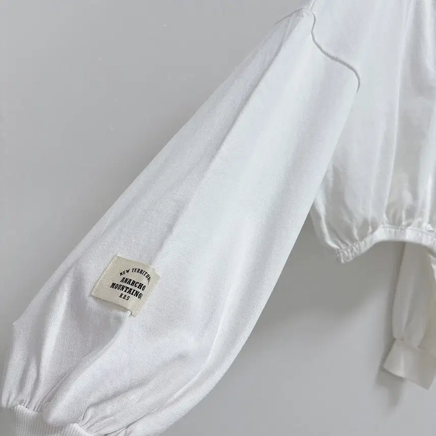 [BUNJANG] JS NewYork Off-Shoulder T-shirt / 제이에스뉴욕 오프숄더 티셔츠