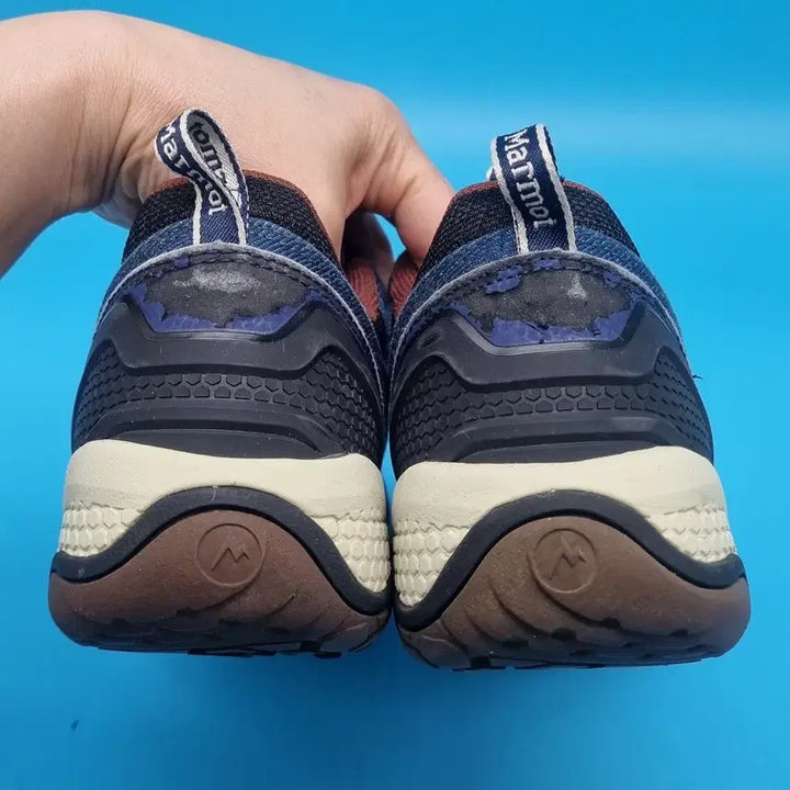 [BUNJANG] Mammot Walking Shoes 245 / oo 마모트 워킹화245
