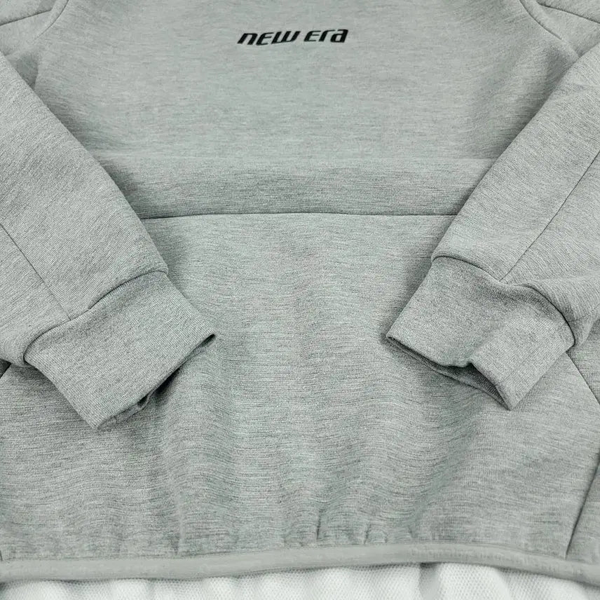 [BUNJANG] New Era Gray Black Raglan Sweatshirt / 뉴에라 그레이 블랙 배색 스펠아웃 로고 레글런 캥거루포켓 리플렉티브 기하