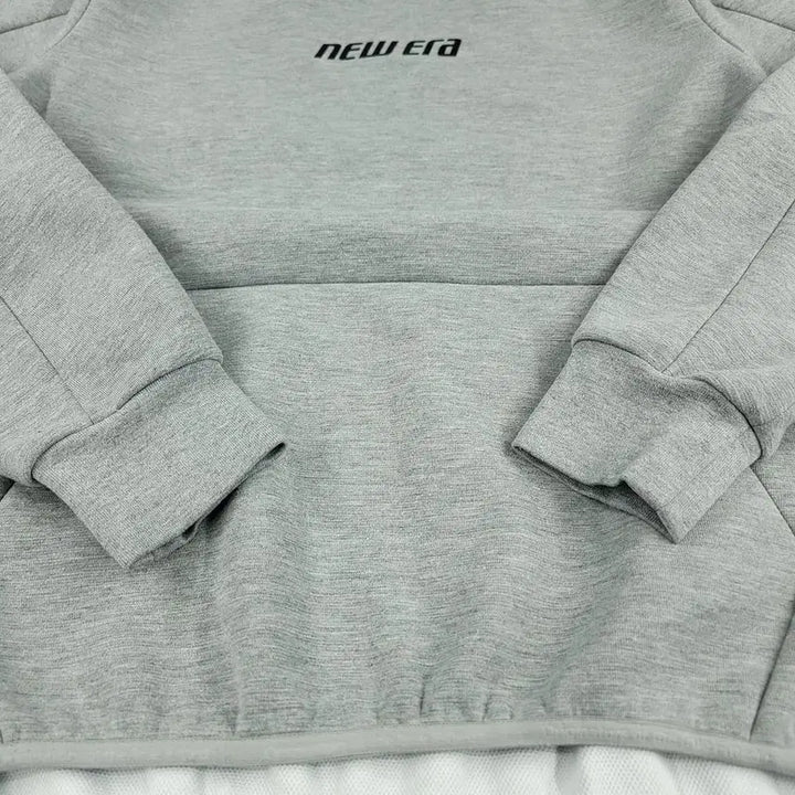 [BUNJANG] New Era Gray Black Raglan Sweatshirt / 뉴에라 그레이 블랙 배색 스펠아웃 로고 레글런 캥거루포켓 리플렉티브 기하