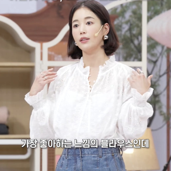 [BUNJANG] Deberota Eyelet Blouse / 드베로타 아일렛 블라우스