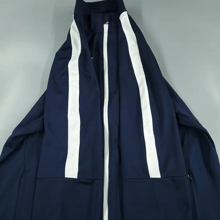 [BUNJANG] Nike Navy White Raglan Dry-Fit Track Top Jacket / 나이키 네이비 화이트 배색 스우시 로고 레글런 드라이핏 트랙탑 집업 져지