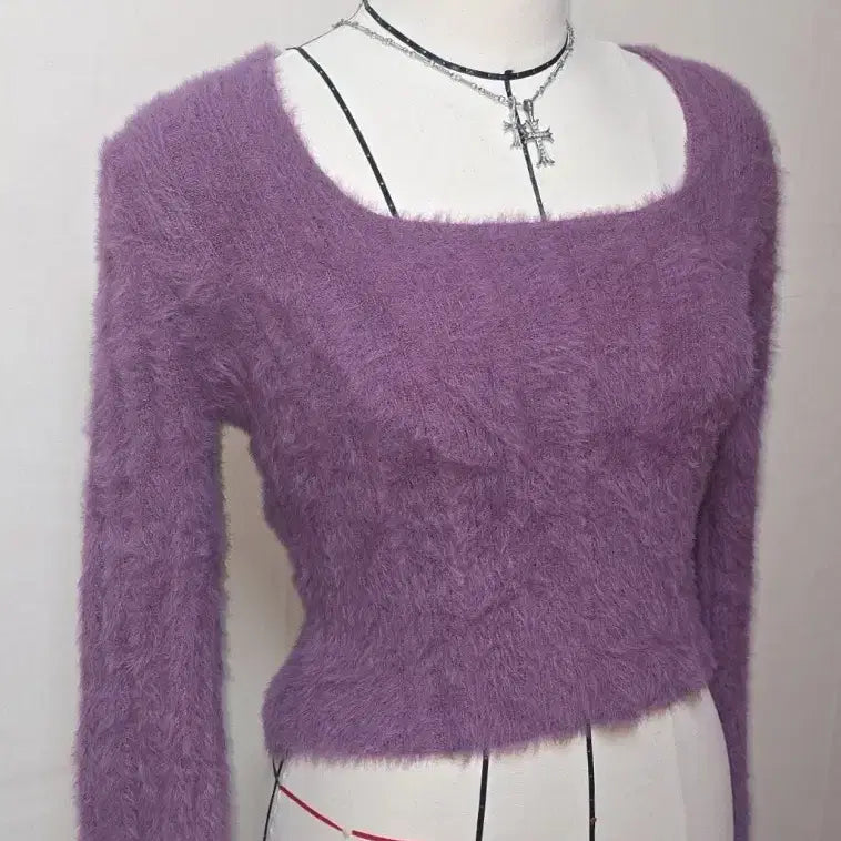 [BUNJANG] Yeori Popl Angora Square Long Sleeve Crop Knit / 여리 포플 퍼 앙고라 스퀘어 긴팔 크롭 니트