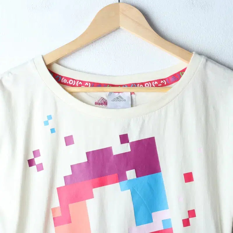 [BUNJANG] Adidas Pixel Kitsch Short Sleeve T-shirt / W(S-M) 아디다스 반팔 티셔츠 반소매 아이보리 픽셀 키치-184EE