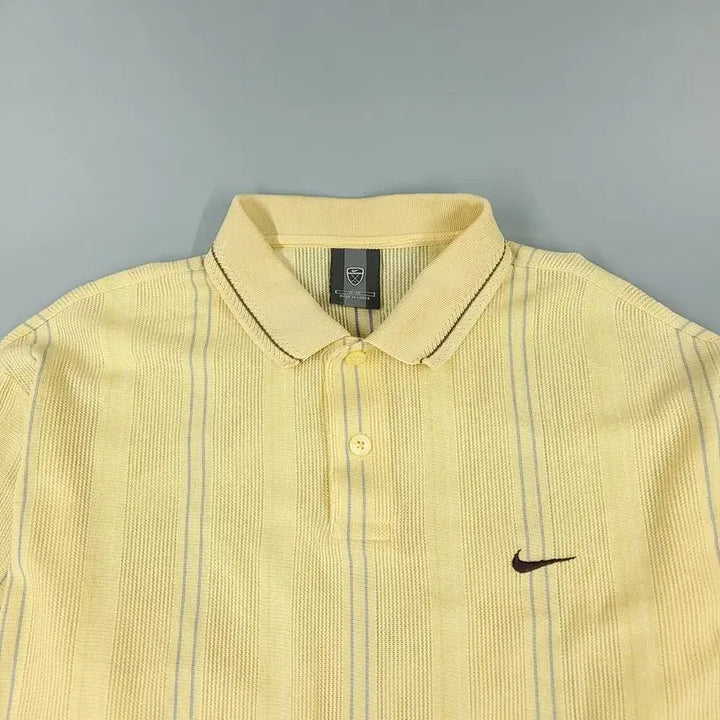 [BUNJANG] Nike Golf Yellow Multi-Color Striped Swoosh Logo Half Button Shirt / 나이키 골프 00s 옐로우톤 멀티컬러 스트라이프패턴 스우시 로고 하프버튼