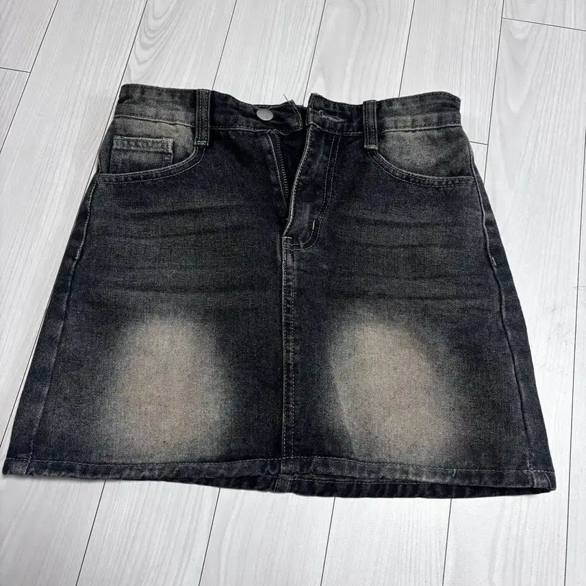 [BUNJANG] Boogie Shop Y2K Washed Denim Mini Skirt / 에이블리 부기샵 Y2K 워싱 데님 미니스커트 옐로우청