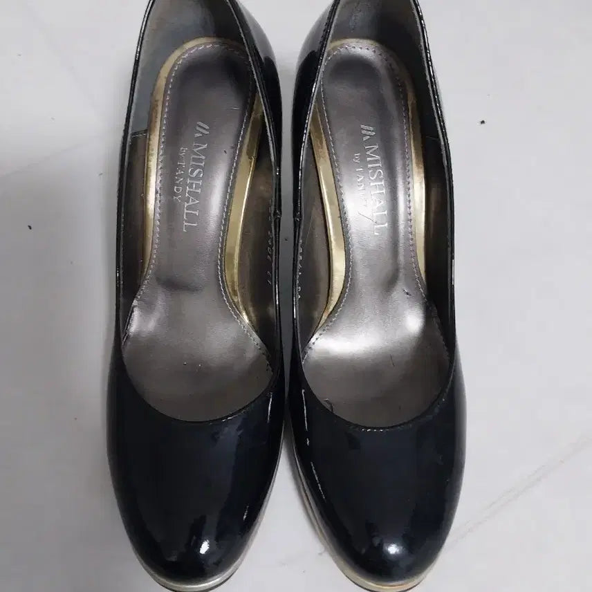 [SOLD OUT] 미쉘 바이 탠디 검정 기본 힐 구두 235~240