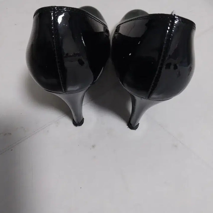 [SOLD OUT] 미쉘 바이 탠디 검정 기본 힐 구두 235~240