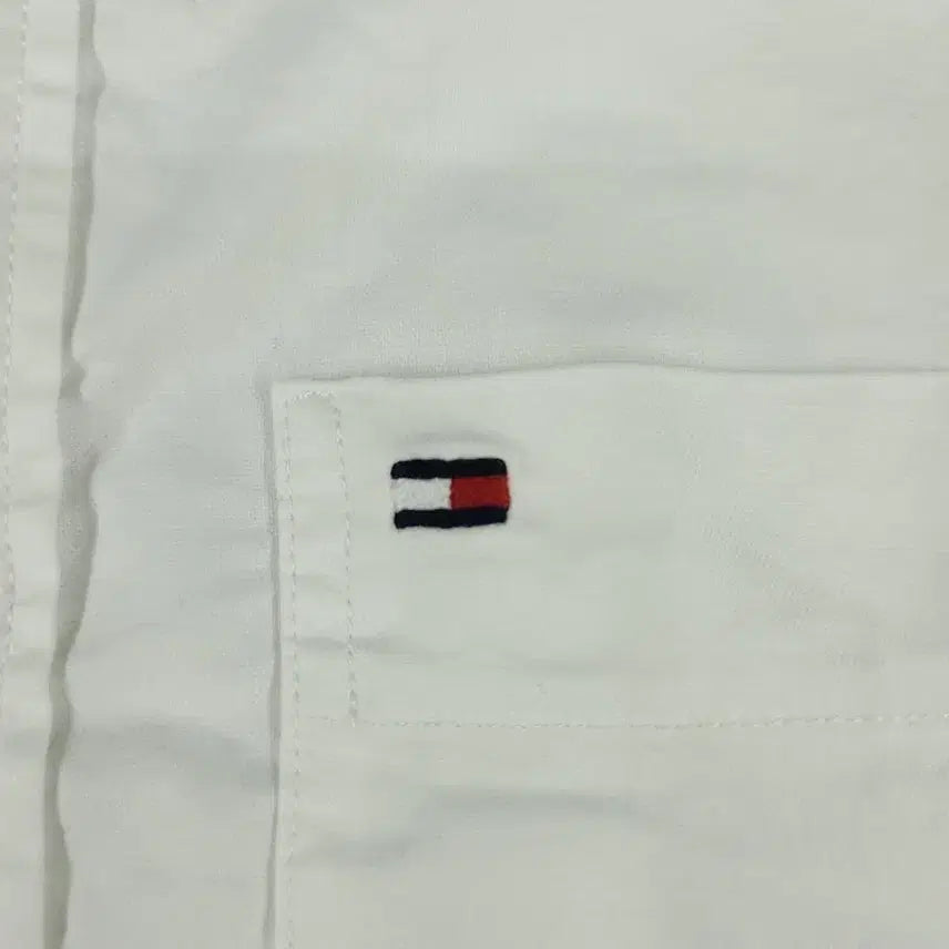 [BUNJANG] Tommy Hilfiger Slim Fit Cotton Blend Button-Down Shirt / 타미힐피거 화이트 체스트포켓 버튼다운 슬림핏 코튼블렌드 남방 셔츠 S