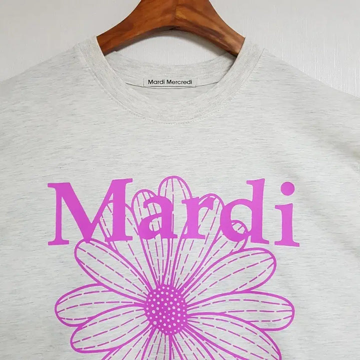 [SOLD OUT] 마르디메크르디 데이지 티셔츠