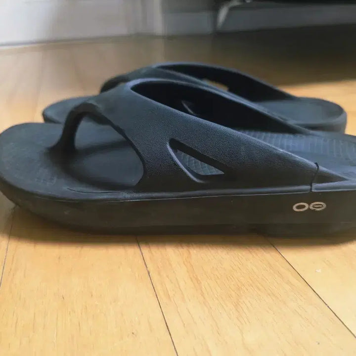 [BUNJANG] UFOs Black Flip-Flops EU42 / 우포스 블랙 쪼리 EU42