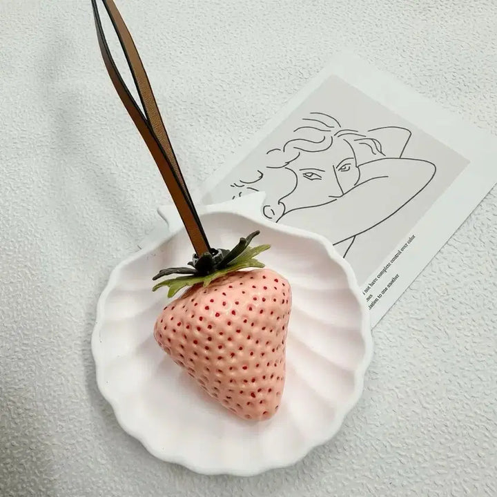 [BUNJANG] Strawberry Leather Keychain / Bag Charm / 딸기 가죽 키링 / 가방 참
