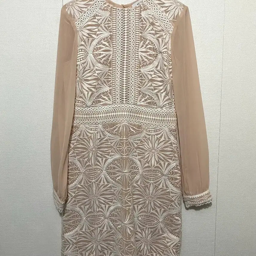 [BUNJANG] REISS Pink Lace Midi Dress / REISS 핑크 레이스 미디 원피스