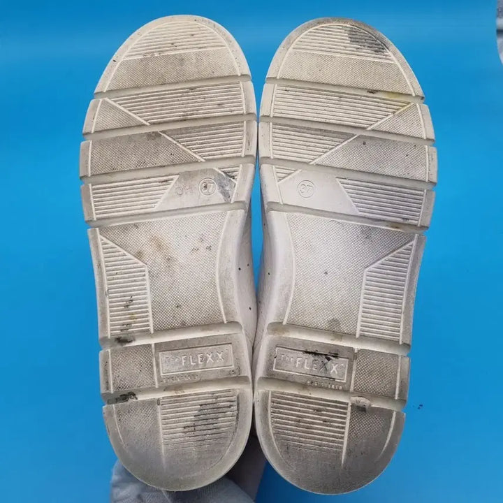 [BUNJANG] Daks Sneakers 240 / oo 닥스 스니커즈 240