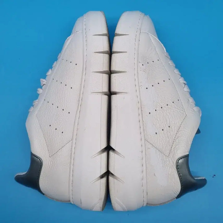 [BUNJANG] Daks Sneakers 240 / oo 닥스 스니커즈 240