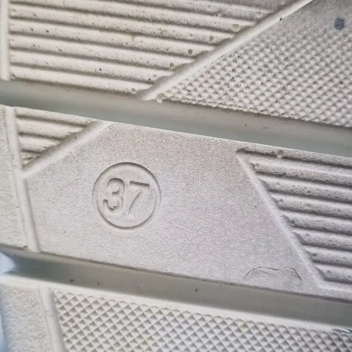 [BUNJANG] Daks Sneakers 240 / oo 닥스 스니커즈 240