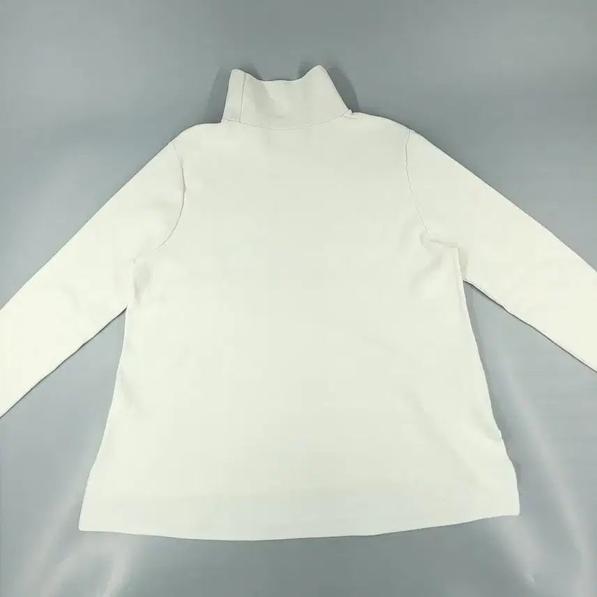 [BUNJANG] COS Ivory Slit Mock Neck Long Sleeve T-Shirt / COS 코스 아이보리 트임 목폴라 PK 피케 긴팔 티셔츠 롱슬리브 S