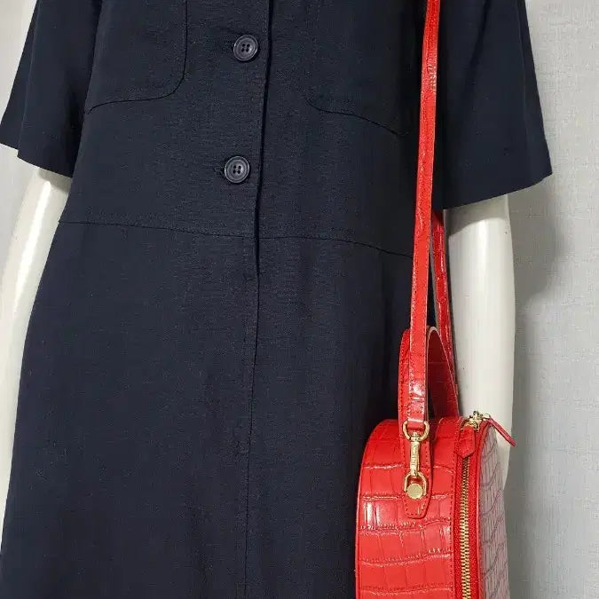 [SOLD OUT] BREAL 2023년 아마31 레이온 69 상태굿 주머니 단추 원피스