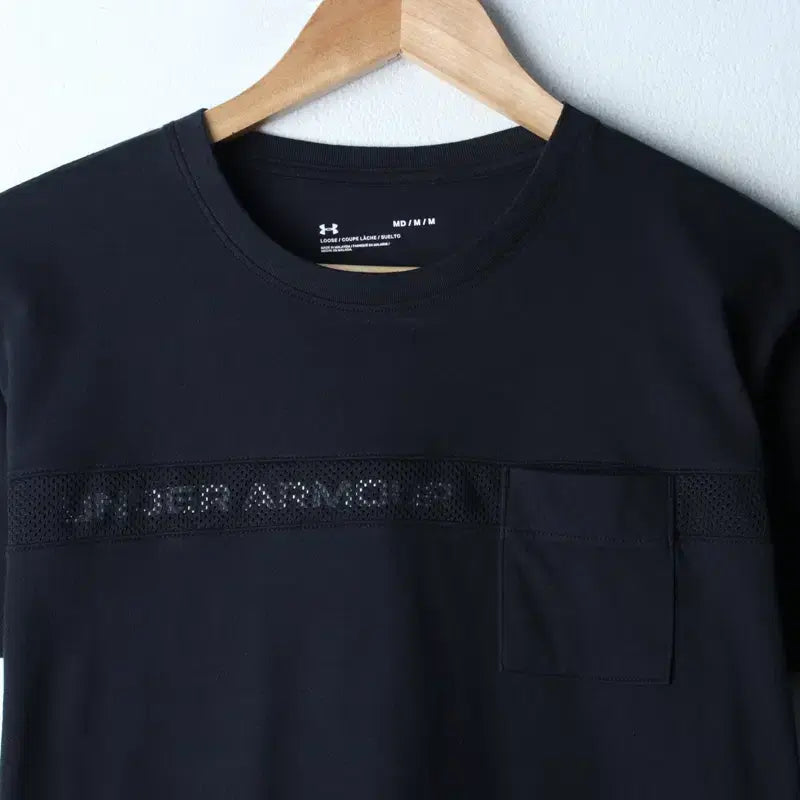 [BUNJANG] Under Armour Semi-Crop Lettering T-Shirt / W(M-L) 언더아머 반팔 티셔츠 세미크롭 레터링 블랙-184F7