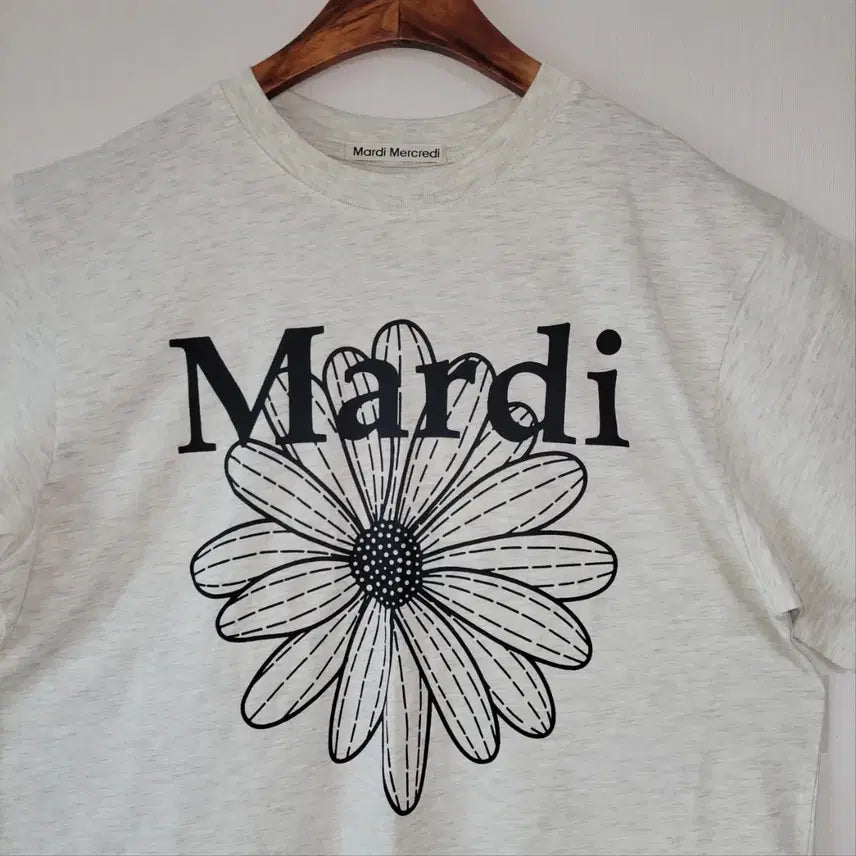 [BUNJANG] Mardi Mercredi Daisy T-Shirt / 마르디메크르디 데이지 티셔츠