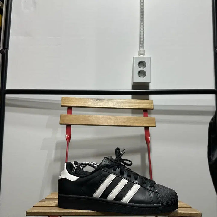 [BUNJANG] Adidas Superstar Black White Sneakers / 260) 아디다스 운동화 남성 남자 신발  슈퍼스타 블랙 화이트