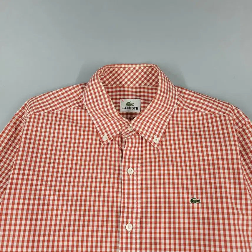 [BUNJANG] Lacoste Gingham Check Button-Down Cotton Shirt / 라코스테 화이트 레드 배색 깅엄체크 크록로고 버튼다운 코튼 남방 셔츠 M