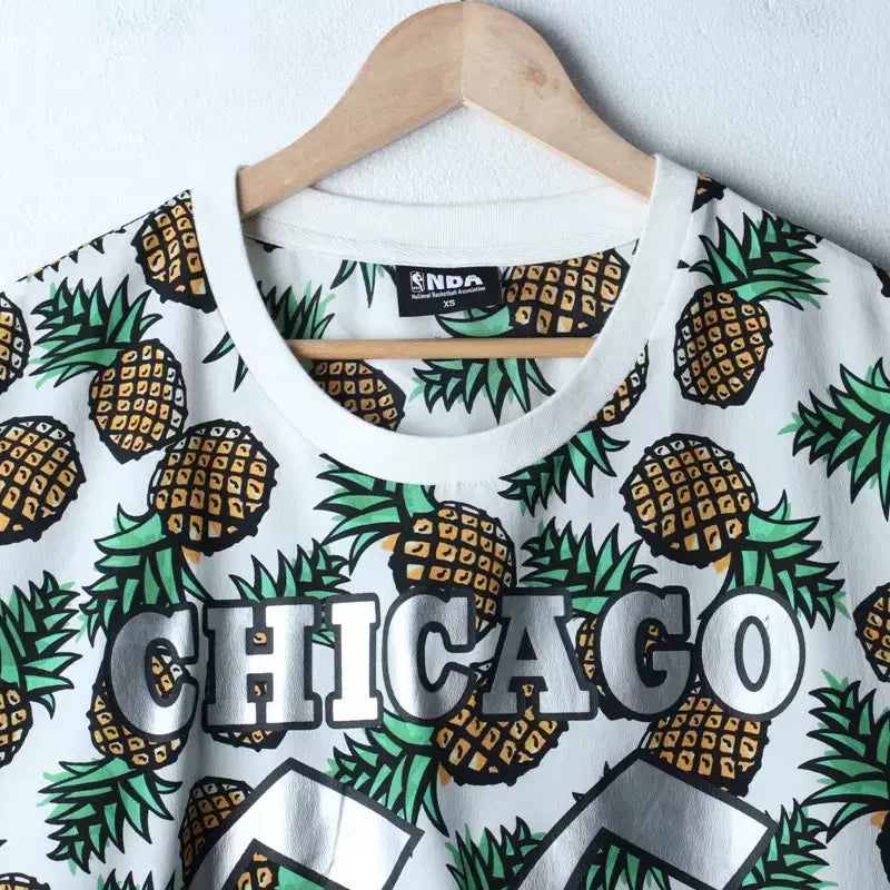 [BUNJANG] NBA Chicago Bulls Oversized T-shirt / W(XS-L) NBA 엔비에이 반팔 티셔츠 오버핏 시카고불스-184F9