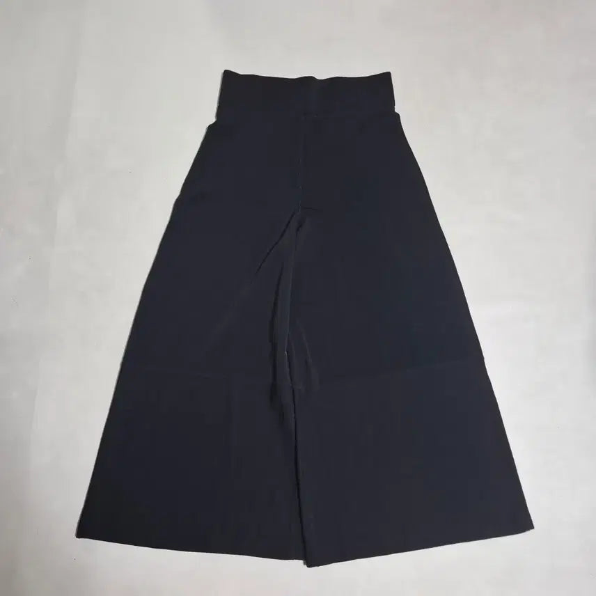 [SOLD OUT] COS 블랙 와이드 니트팬츠