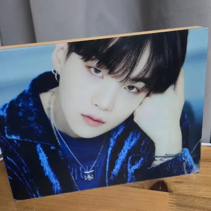 [BUNJANG] BTS Suga LED Wood Photo Clock / BTS 방탄소년단 슈가 LED 우드 포토 시계 (민윤기 굿즈)