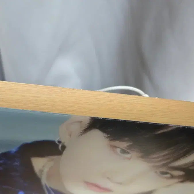 [BUNJANG] BTS Suga LED Wood Photo Clock / BTS 방탄소년단 슈가 LED 우드 포토 시계 (민윤기 굿즈)