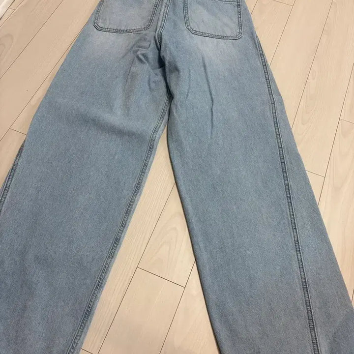 [BUNJANG] 8seconds Wide Denim Pants / 8seconds 에잇세컨즈 연청 와이드 데님 팬츠