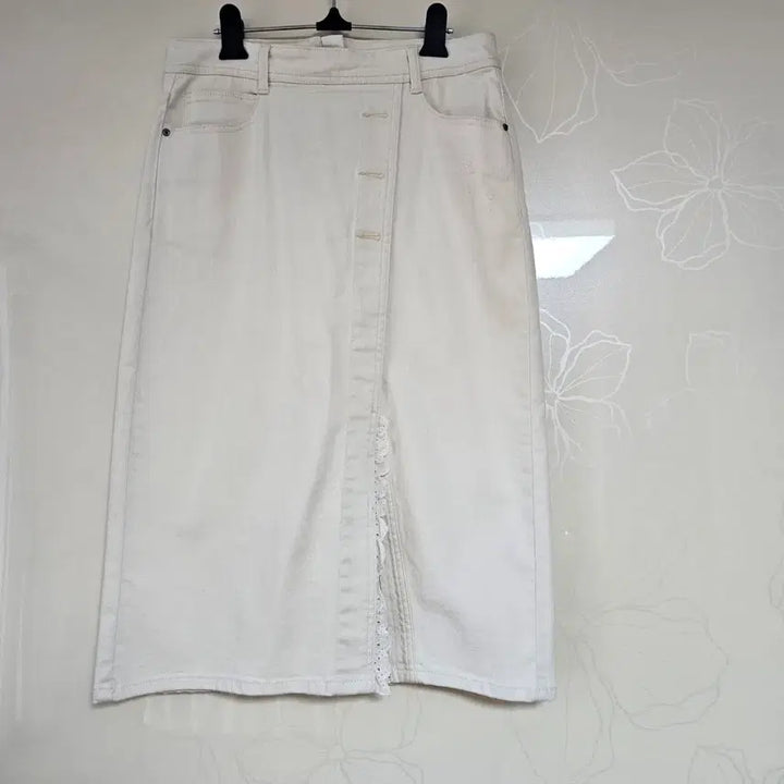 [BUNJANG] Hazzys Ivory Lace Point Skirt / 헤지스 아이보리 레이스 포인트 스커트