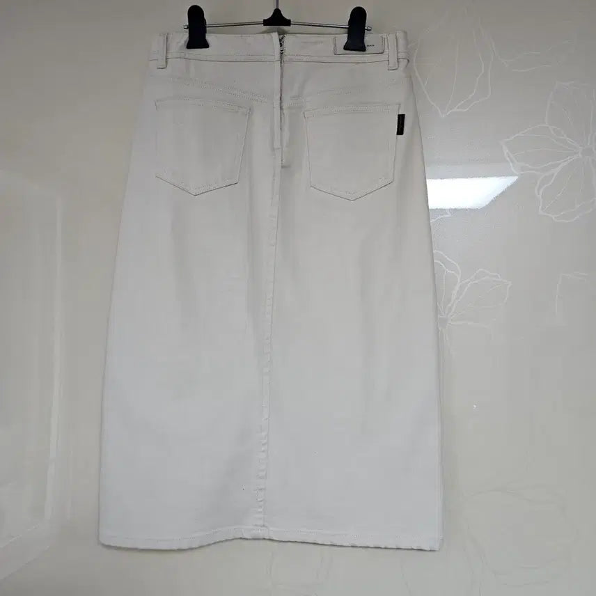 [BUNJANG] Hazzys Ivory Lace Point Skirt / 헤지스 아이보리 레이스 포인트 스커트