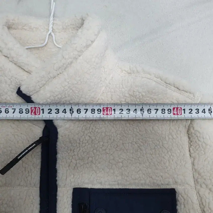[BUNJANG] National Geographic Fleece Shearling Jacket Ivory (S) / 내셔널지오그래픽 후리스 뽀글이 양털 자켓 아이보리 s