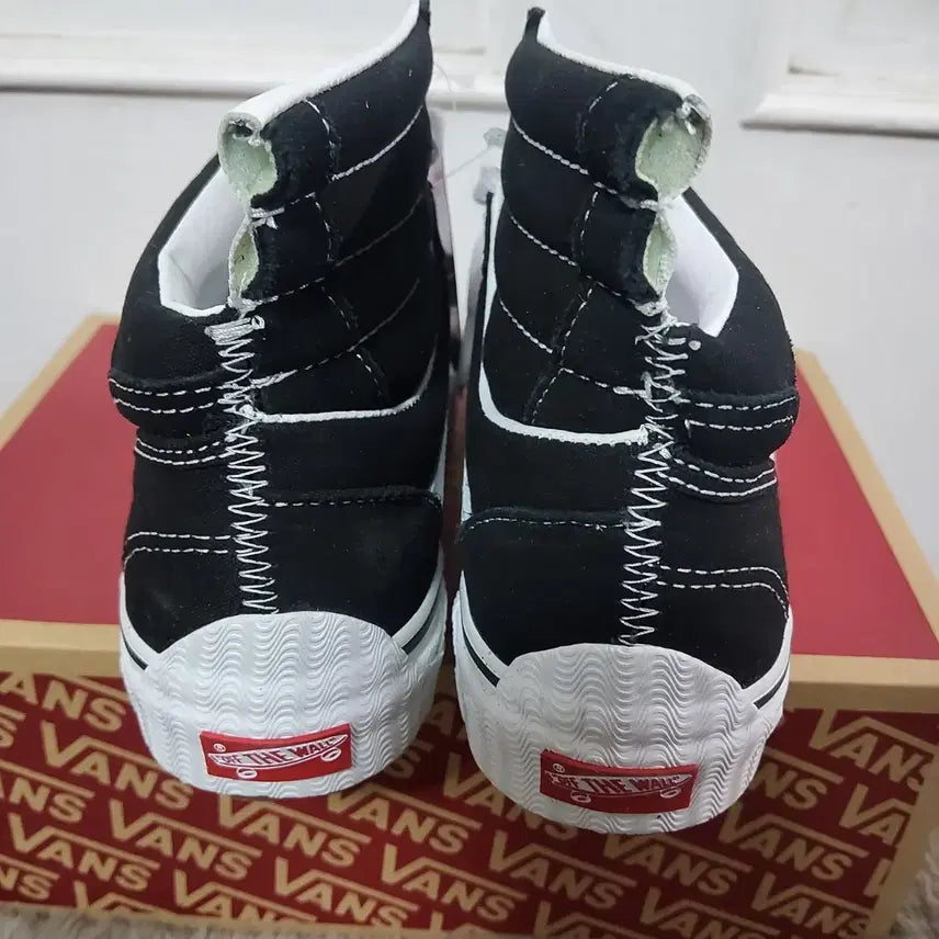 [BUNJANG] Vans Bolt Line Half Cab Sk8-Hi LX Mesh High-Top Sneakers (240) / 새상품 볼트라인 반스 캡 매쉬 하이탑 LX 하프캡 스케이트하이 240