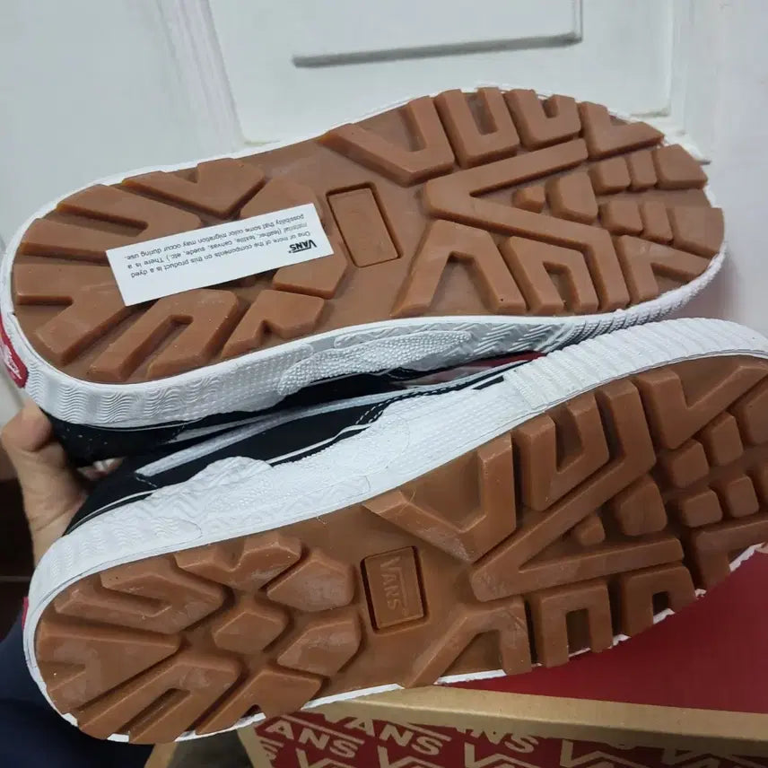 [BUNJANG] Vans Bolt Line Half Cab Sk8-Hi LX Mesh High-Top Sneakers (240) / 새상품 볼트라인 반스 캡 매쉬 하이탑 LX 하프캡 스케이트하이 240