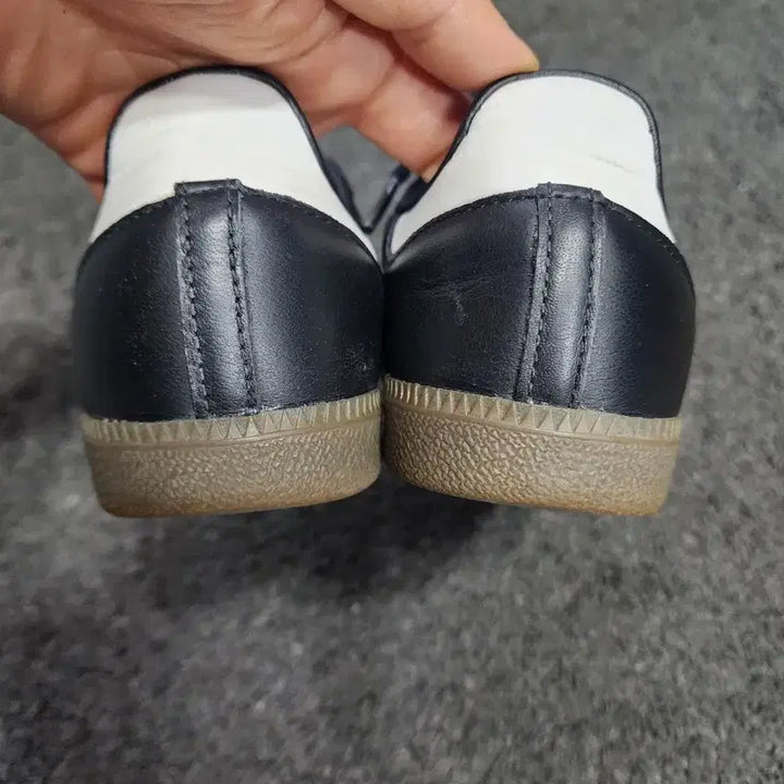 [BUNJANG] Adidas Samba Black Sneakers / 아디다스 삼바 블랙 245사이즈