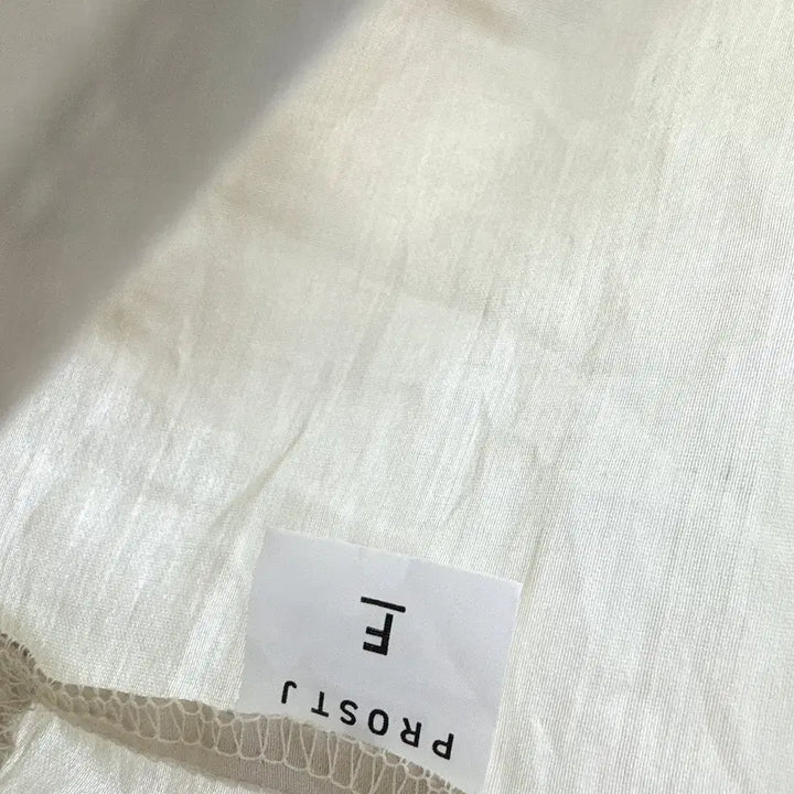 [BUNJANG] Frost J Square Neck Ruffle Blouse / 프로스트제이 스퀘어넥 러플 블라우스