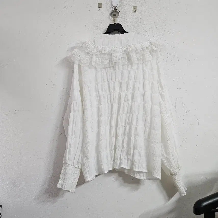 [BUNJANG] Lace Big Collar Blouse White / 레이스 빅카라 블라우스 화이트