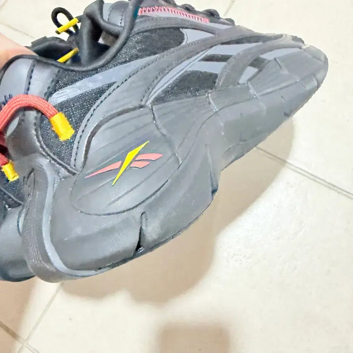 [BUNJANG] Reebok Zig Kinetica 2.5 Pure Grey Sneakers 240 / 리복 지그 키네티카 2.5 퓨어그레이 운동화 240