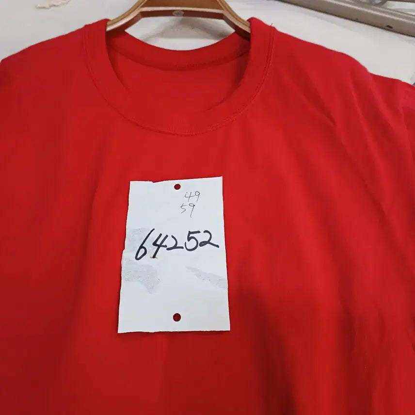 [BUNJANG] Red Solid Short-Sleeve T-Shirt (90-95 Size) / 빨간색 무지 반팔 티셔츠90~95사이즈여름