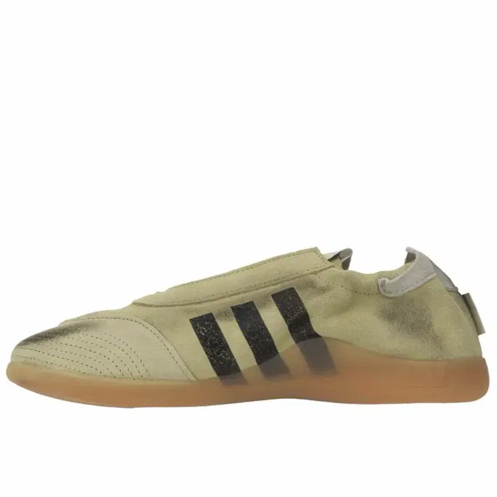 [BUNJANG] Adidas Song for the Mute Sneakers / 아디다스 송포더뮤트 255