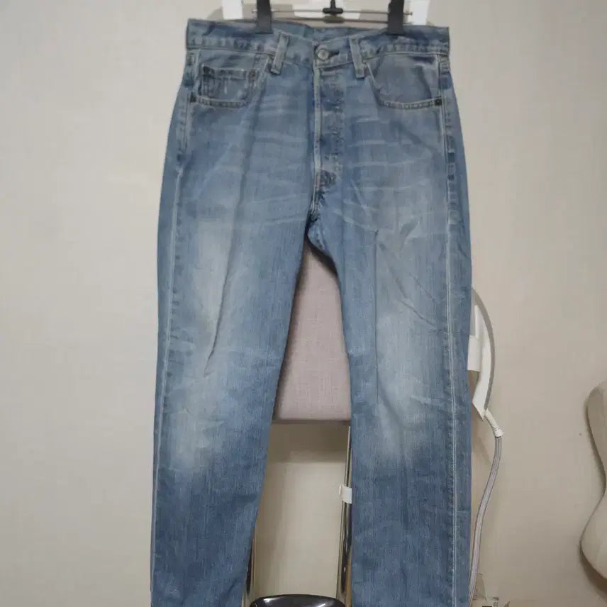 [SOLD OUT] 빈티지 리바이스 501  연청 청바지 32