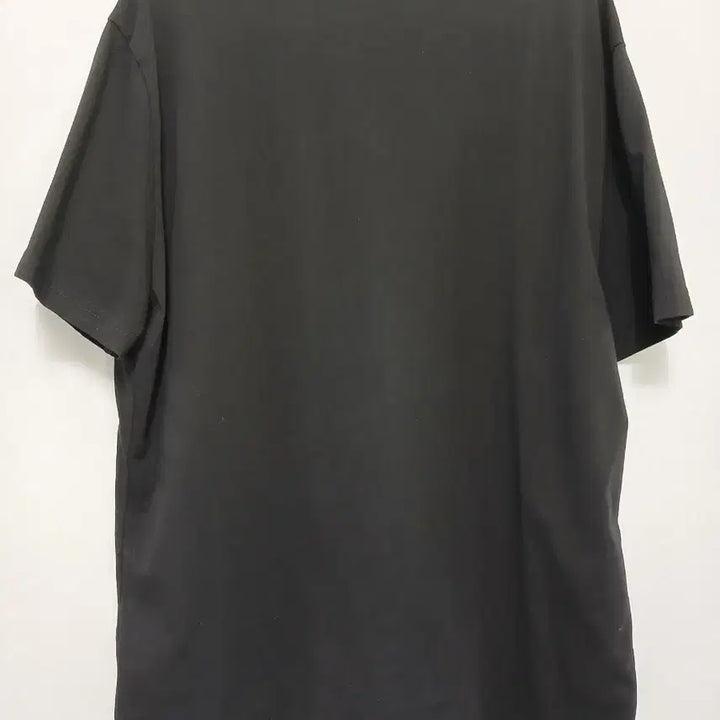 [BUNJANG] Guess Black Triangle Logo T-shirt / 게스 블랙 삼각 로고 반팔 티셔츠