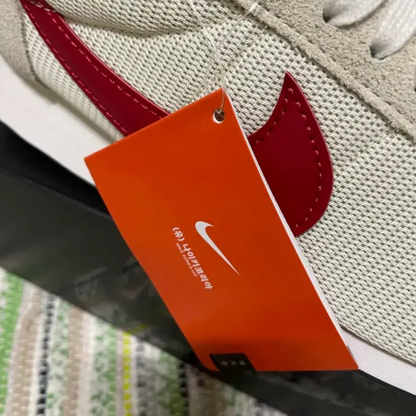 [BUNJANG] Nike W LD-1000 Coconut Milk Sneakers / 나이키 W LD-1000 코코넛밀크 265mm